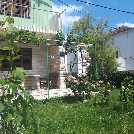 Apartments Mamich Kaštela المظهر الخارجي الصورة