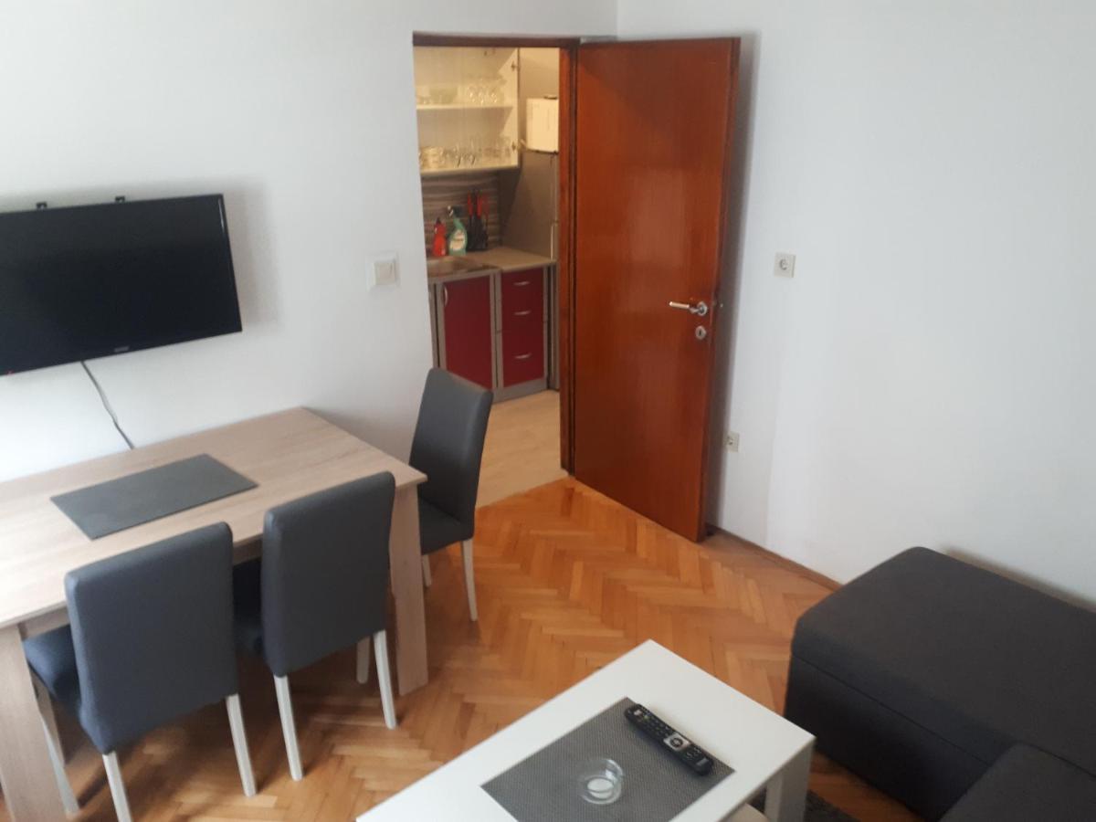 Apartments Mamich Kaštela المظهر الخارجي الصورة