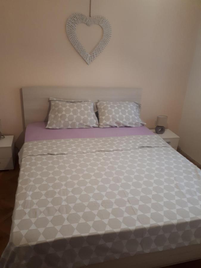 Apartments Mamich Kaštela المظهر الخارجي الصورة