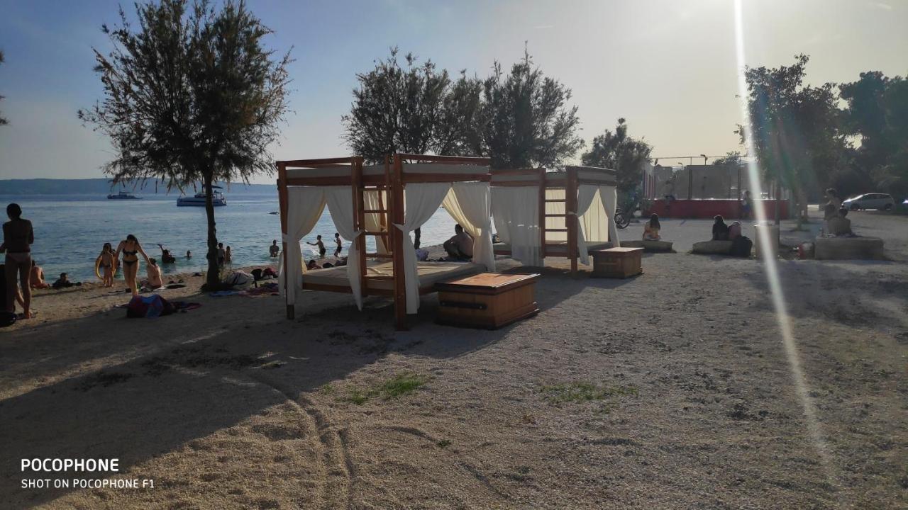 Apartments Mamich Kaštela المظهر الخارجي الصورة